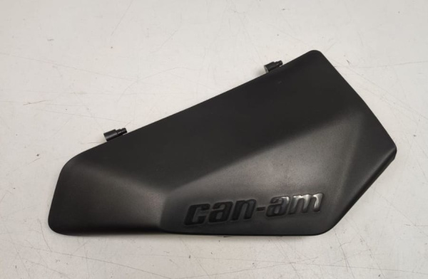 Крышка бардачка BRP Maverick R бу